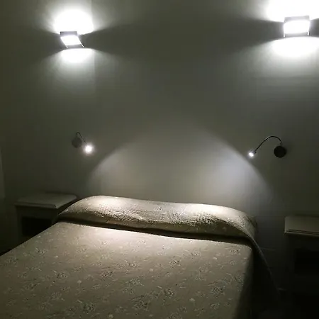 Aiglon Hotel 2*
