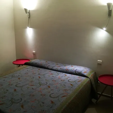 Aiglon Hotel 2*